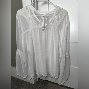 XL White long sleeve blouse